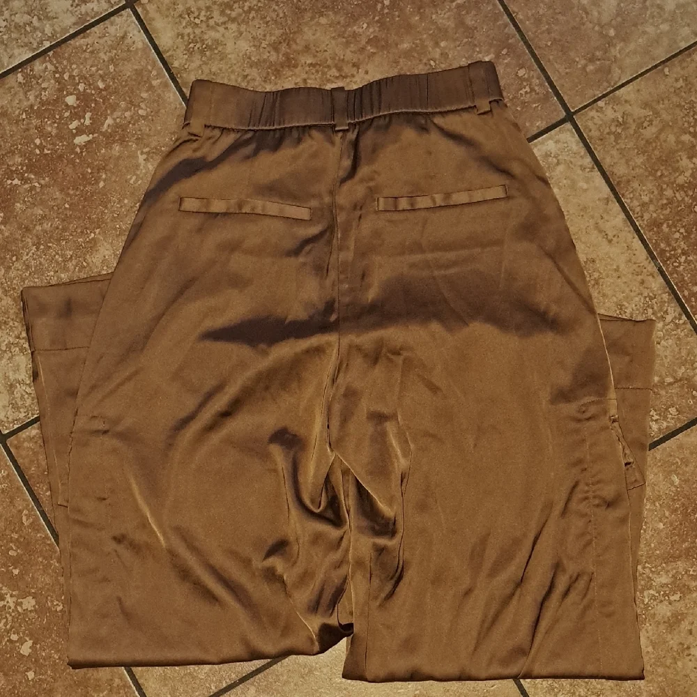 Abercrombie & Fitch Dark Brown Cargo Pants